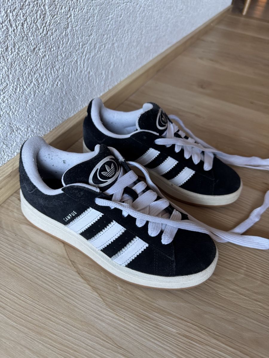 Adidas Scarpe da donna: Adidas Campus  – Usato da Brienz BE venduto da Eleri.M 1