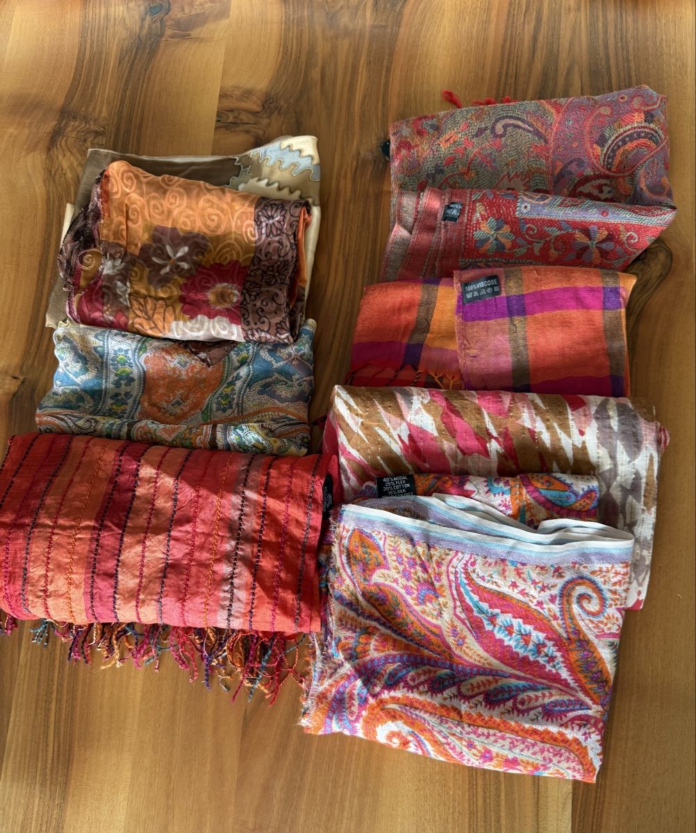 Foulard & Sciarpe: Schalset, 9 Stück, Seide, Viskose, Mod – Usato da Bellmund venduto da estrella01
