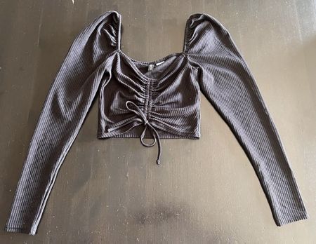 Schwarzes Langarm Crop Top Grösse XS Divided H&M