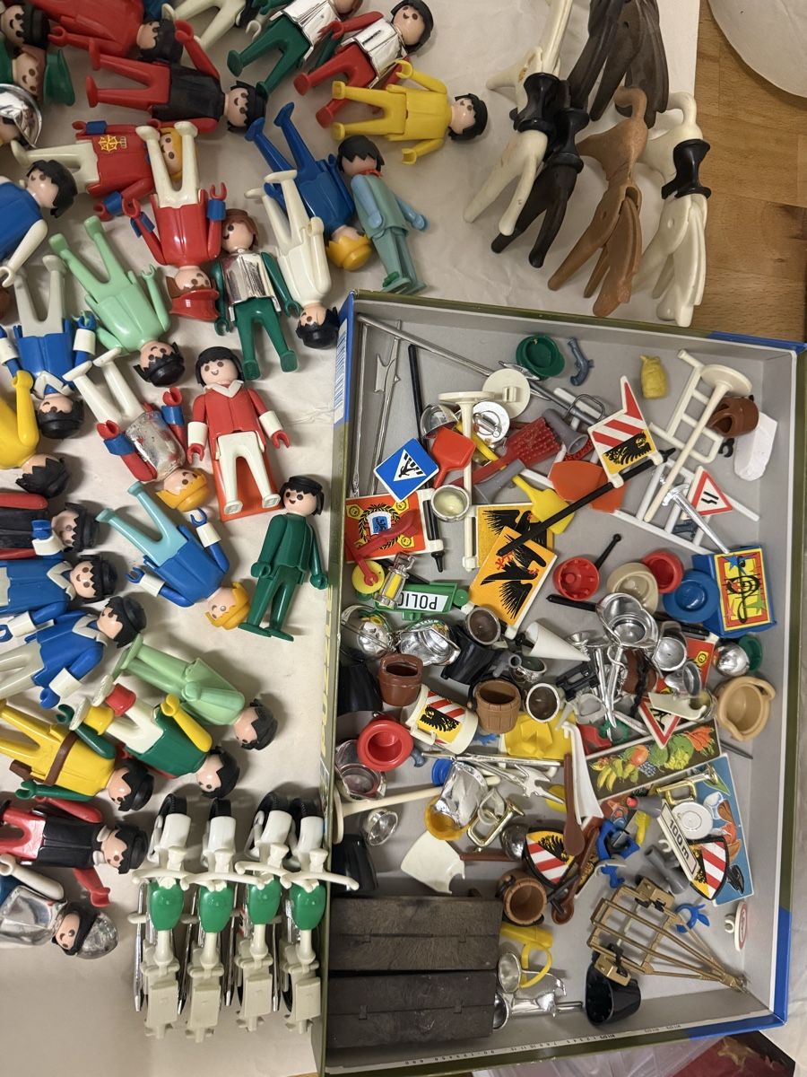 Playmobil Giocattoli: Playmobile und div Zubehör  – Usato da Zürich venduto da Amethystfee 1