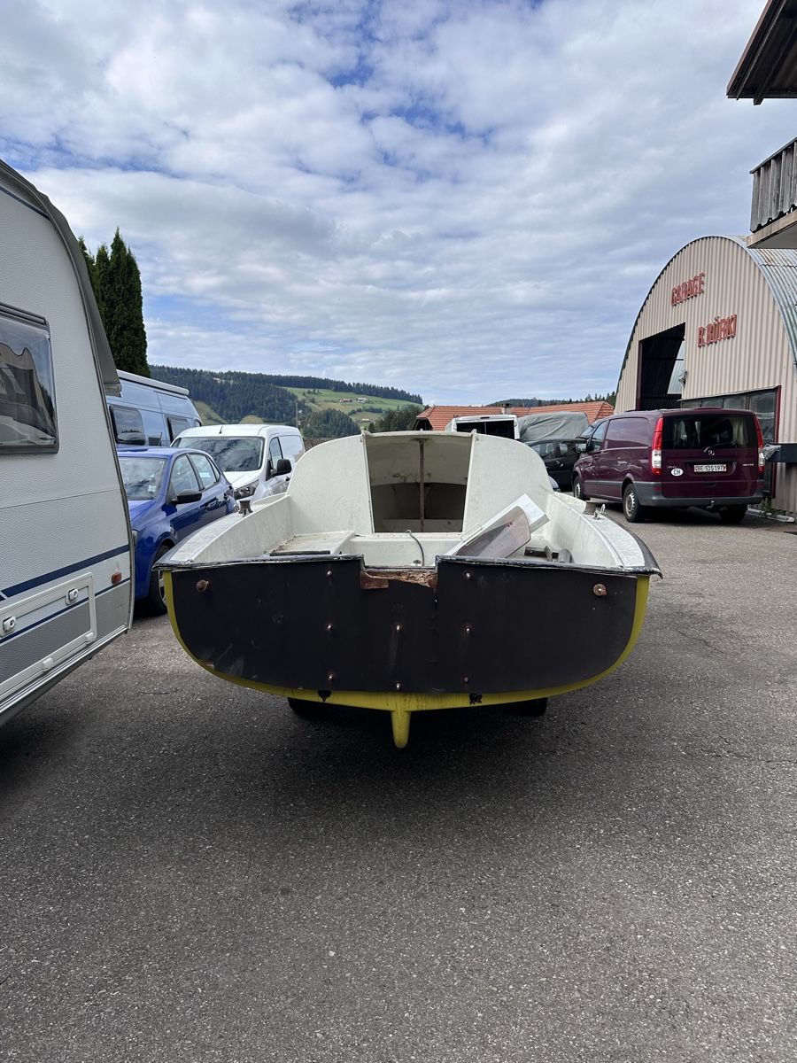 Boote: Boot – Defekt aus Brenzikofen von lau_2nhm 2