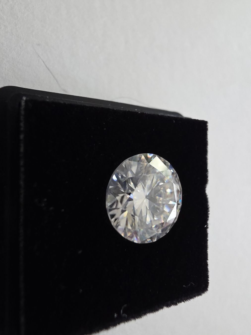 Pietre preziose: Diamant Moissanite 10mm. 3,6 Karat – Nuovo e nell'imballaggio originale da Menziken venduto da Mirager 2