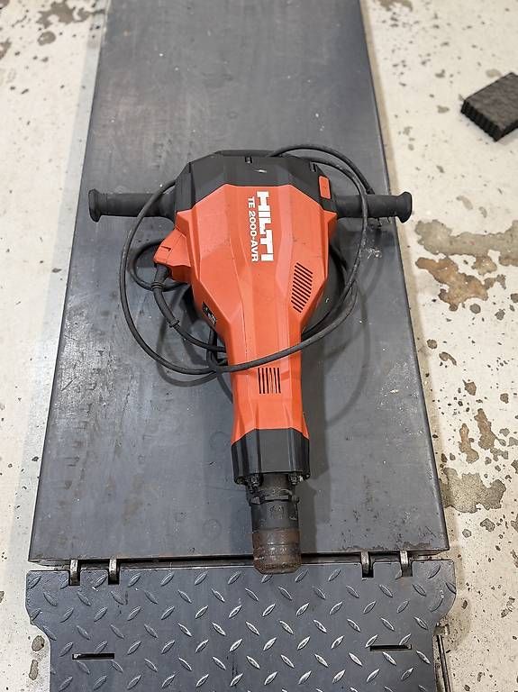 Tutte le macchine: Hilti TE 2000 AVR – Nuovo (secondo la descrizione) da Wettingen venduto da emi_zh72