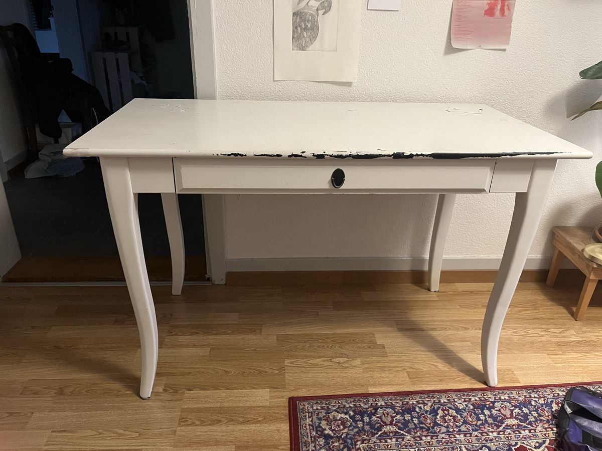 Scrivanie: Weisser Schreibtisch mit Schublade – Usato da Bern venduto da sin_v22y
