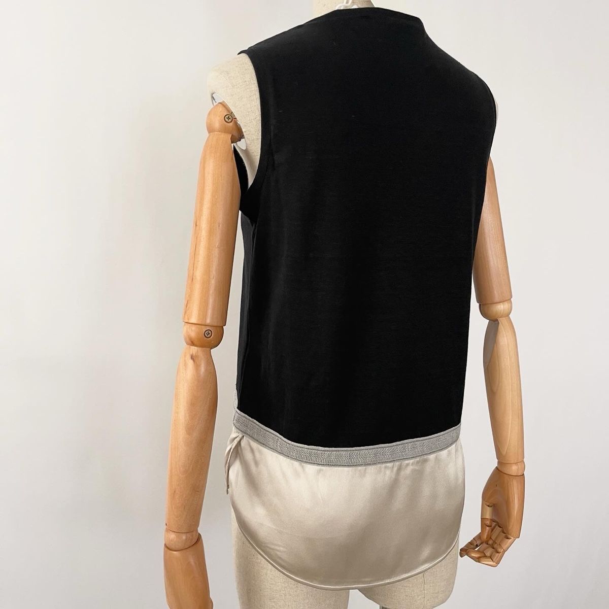Fabiana Filippi Camicette: FABIANA FILIPPI Blouse – Nuovo e nell'imballaggio originale da Emmen venduto da Avviivva_Com2023 5