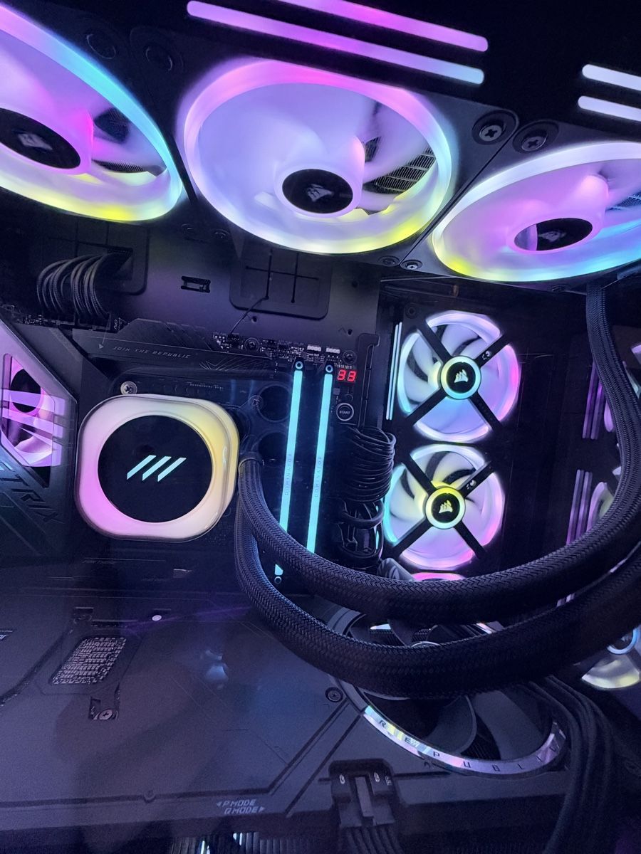 Intel PC: High-End Gaming PC – Usato da Winterthur venduto da Apple_verkauf 3