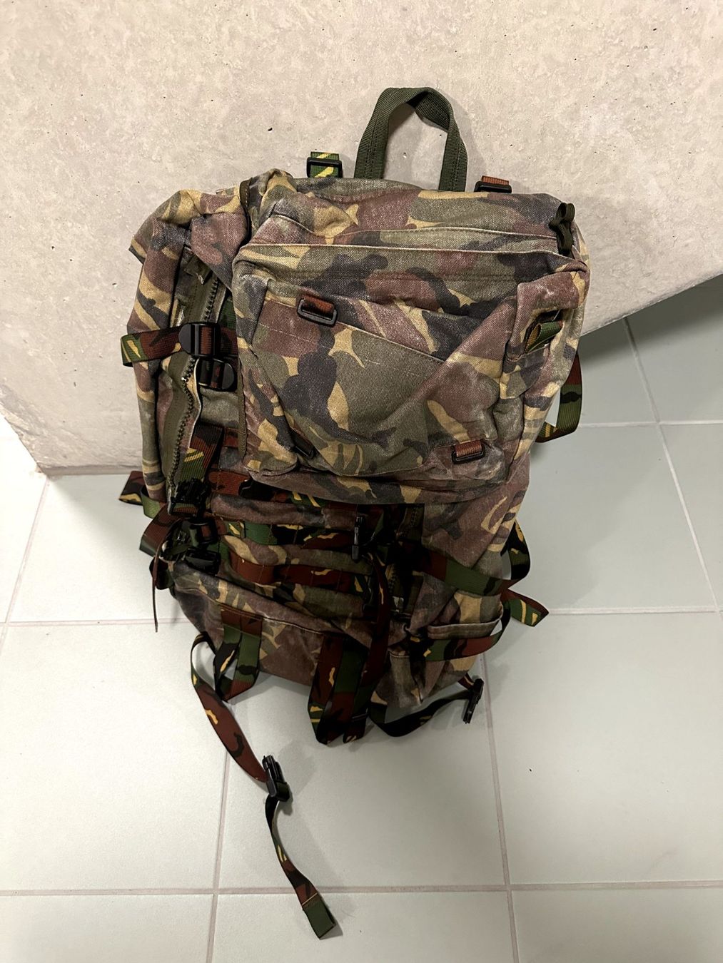 Zaini: Grand sac à dos militaire – Usato da Payerne venduto da pop_ghf9 2