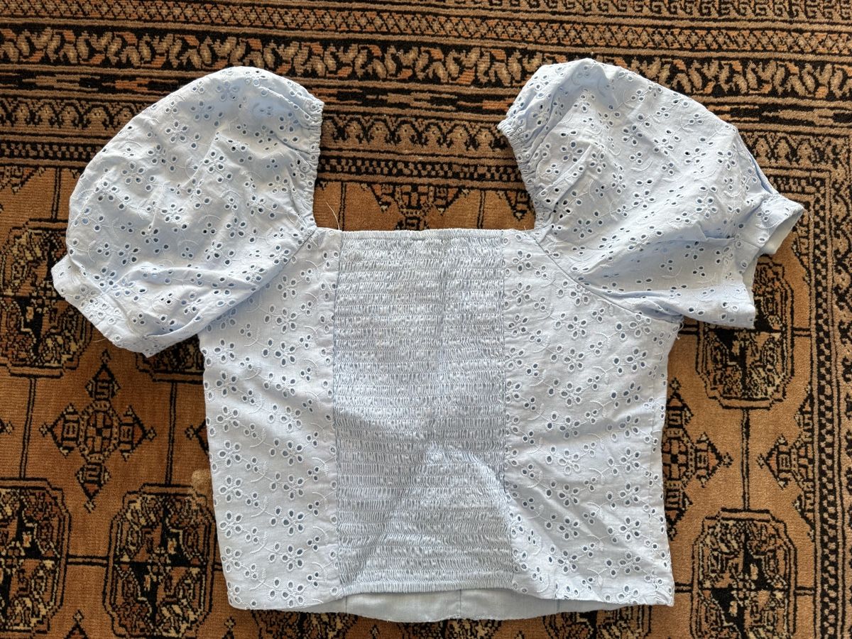 Top: Cottagecore Sommer Bluse, hellblau, Puffärmel, Grösse XS – Usato da Locarno venduto da Ery02 1