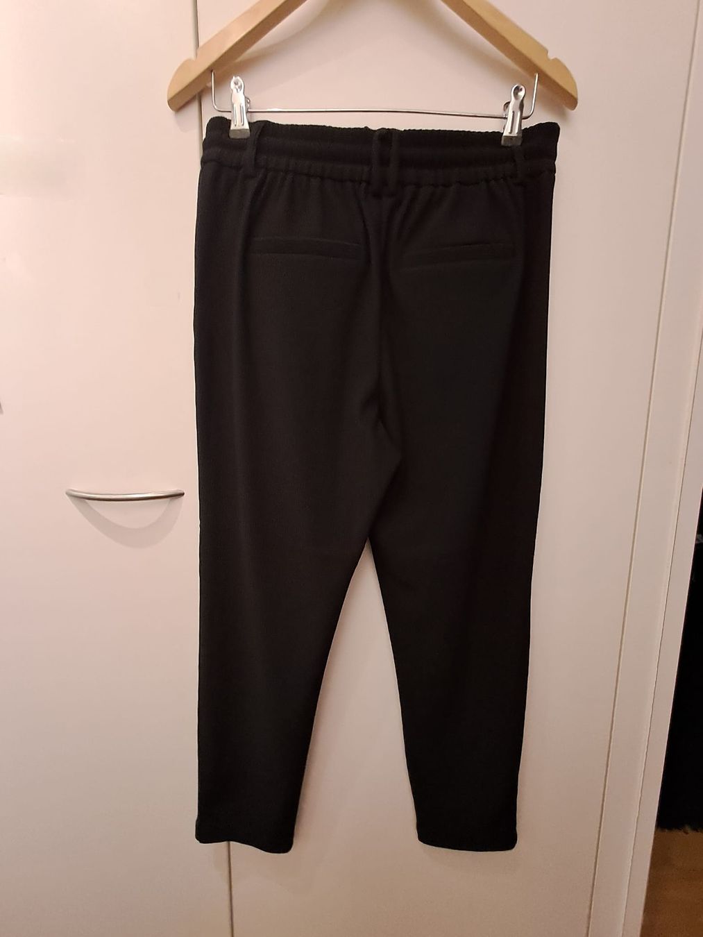 Only Pantaloni: ONLY Stoffhose Gr.M/30 – Usato da St. Gallen venduto da CAPYCORP 2