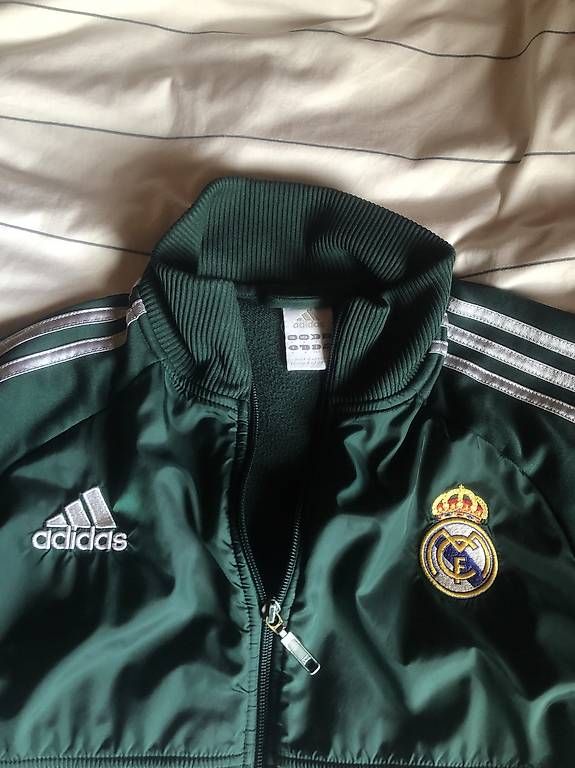 Giacche: 2012 Adidas Real Madrid Jacke – Usato da Wegenstetten venduto da secondhand.jpg 1