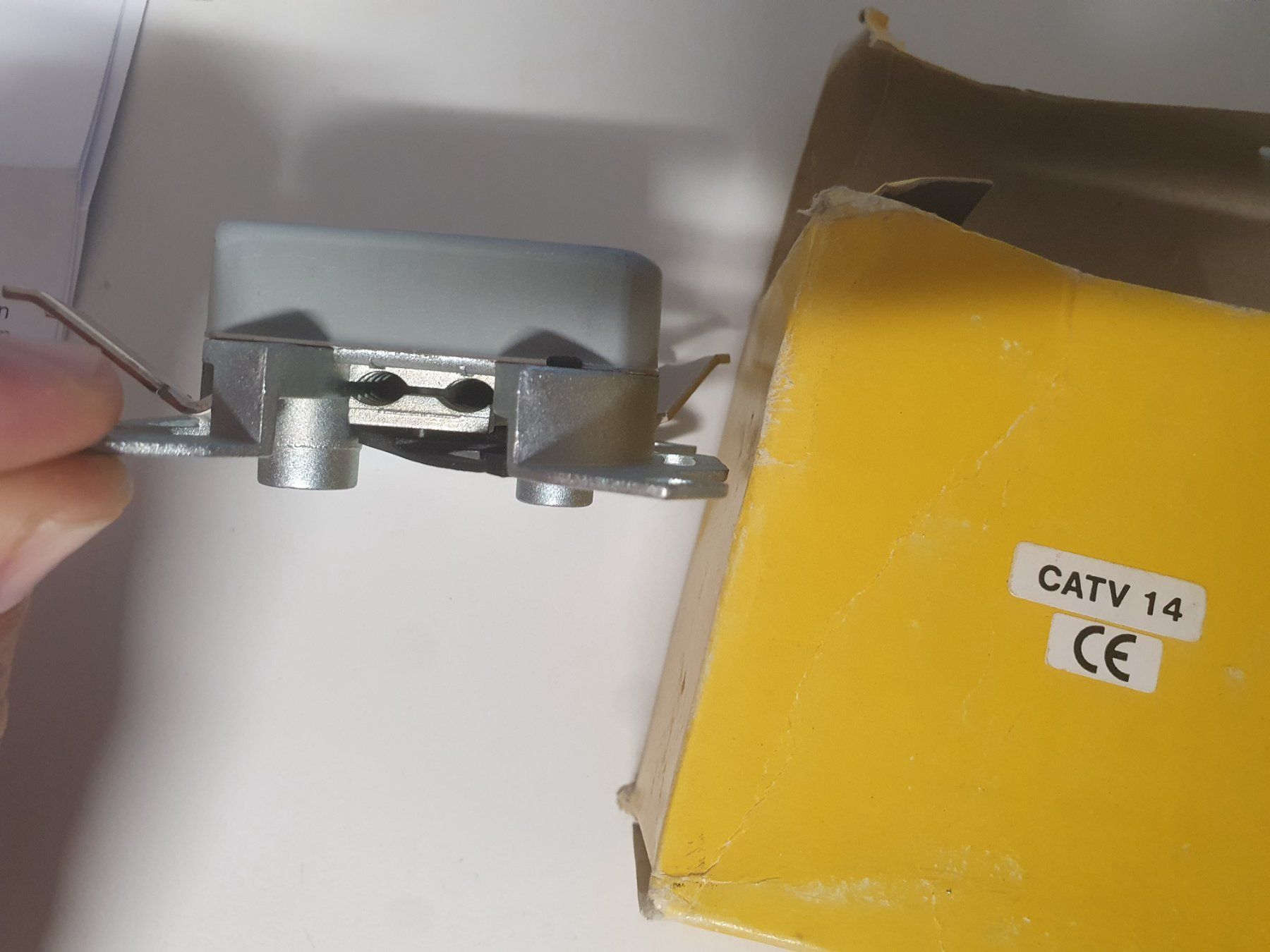 Stecker: tv Dose Antennendose catv14 up – Neu und originalverpackt aus Zürich von Alibaba1234 2