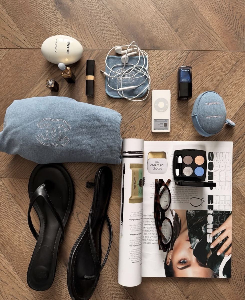 Borse: Chanel La Creme Main Etui Denim – Nuovo e nell'imballaggio originale da Chur venduto da Madeys 1