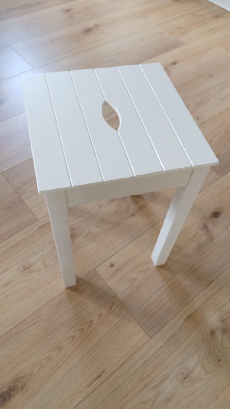 Micasa Sgabelli: Taburett / Taburettli aus Holz – Nuovo (secondo la descrizione) da Stans venduto da Cherry_2000 2