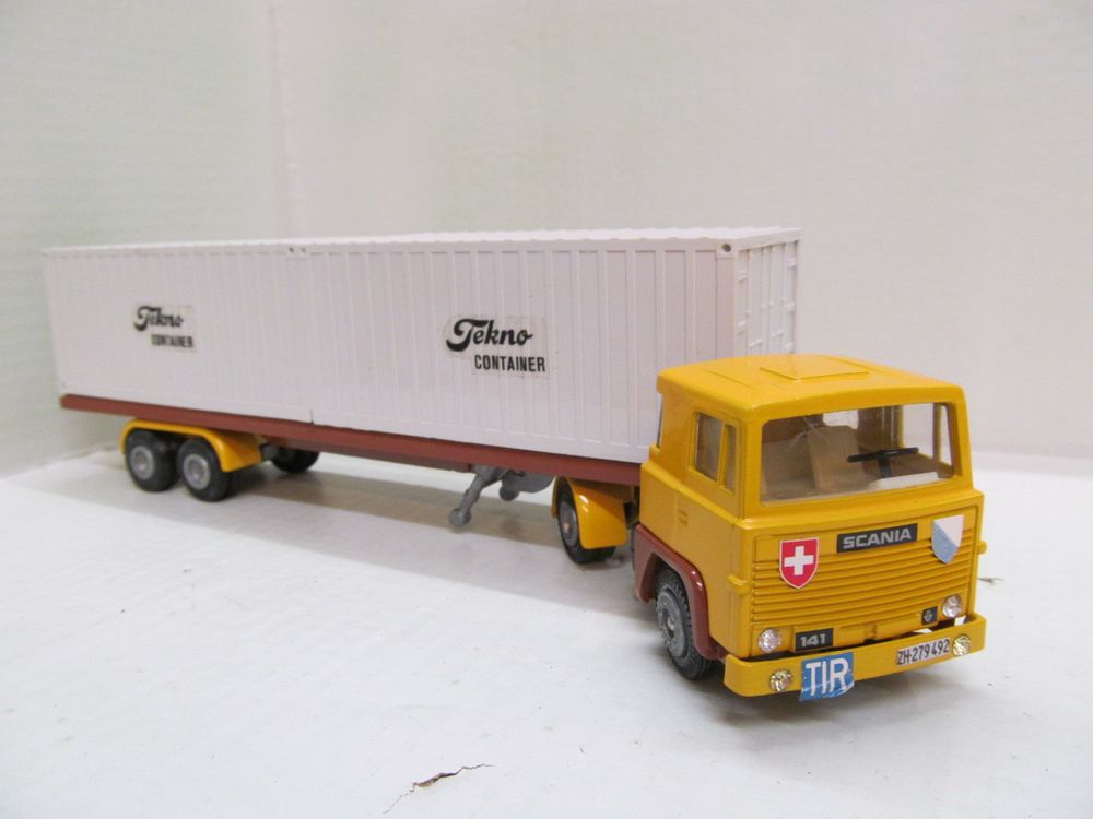 A SAISIR 1:50 Tekno Camion semi-remorque SCANIA 141 FABRIQUE