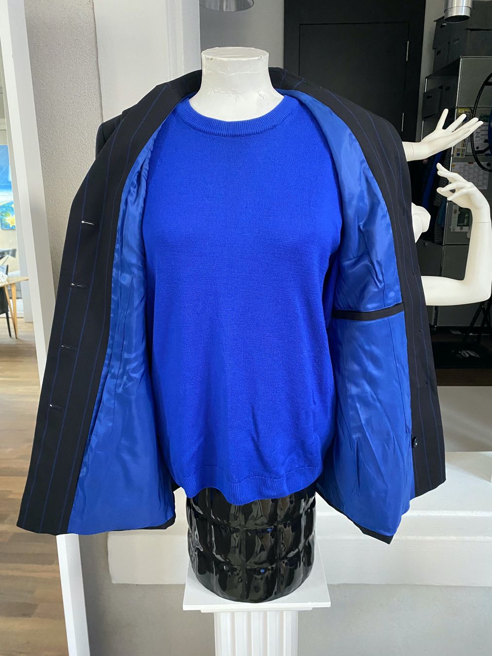 Akris Kleiderpakete: original design wolle set:akris blazer + peter hann pullover – Gebraucht aus Mels von Adnoh 1