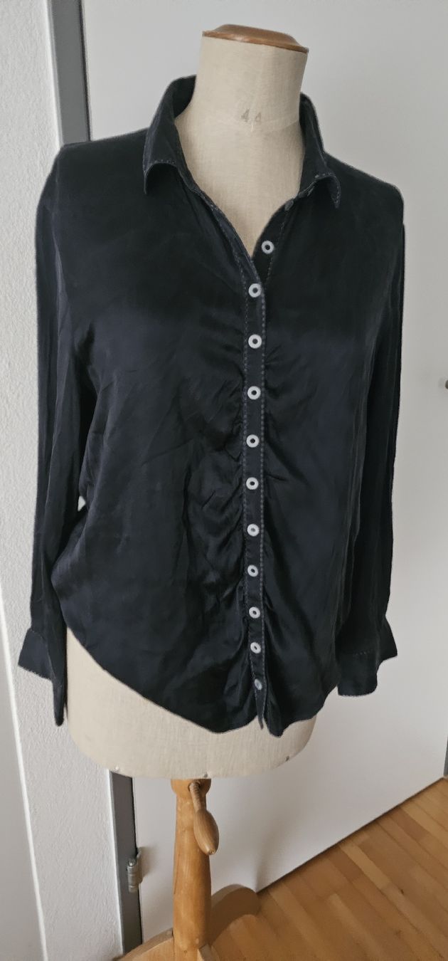 Blusen: GC Fontana Seidenbluse  Gr. 44 elegant – Gebraucht aus Riedikon von Winter21.