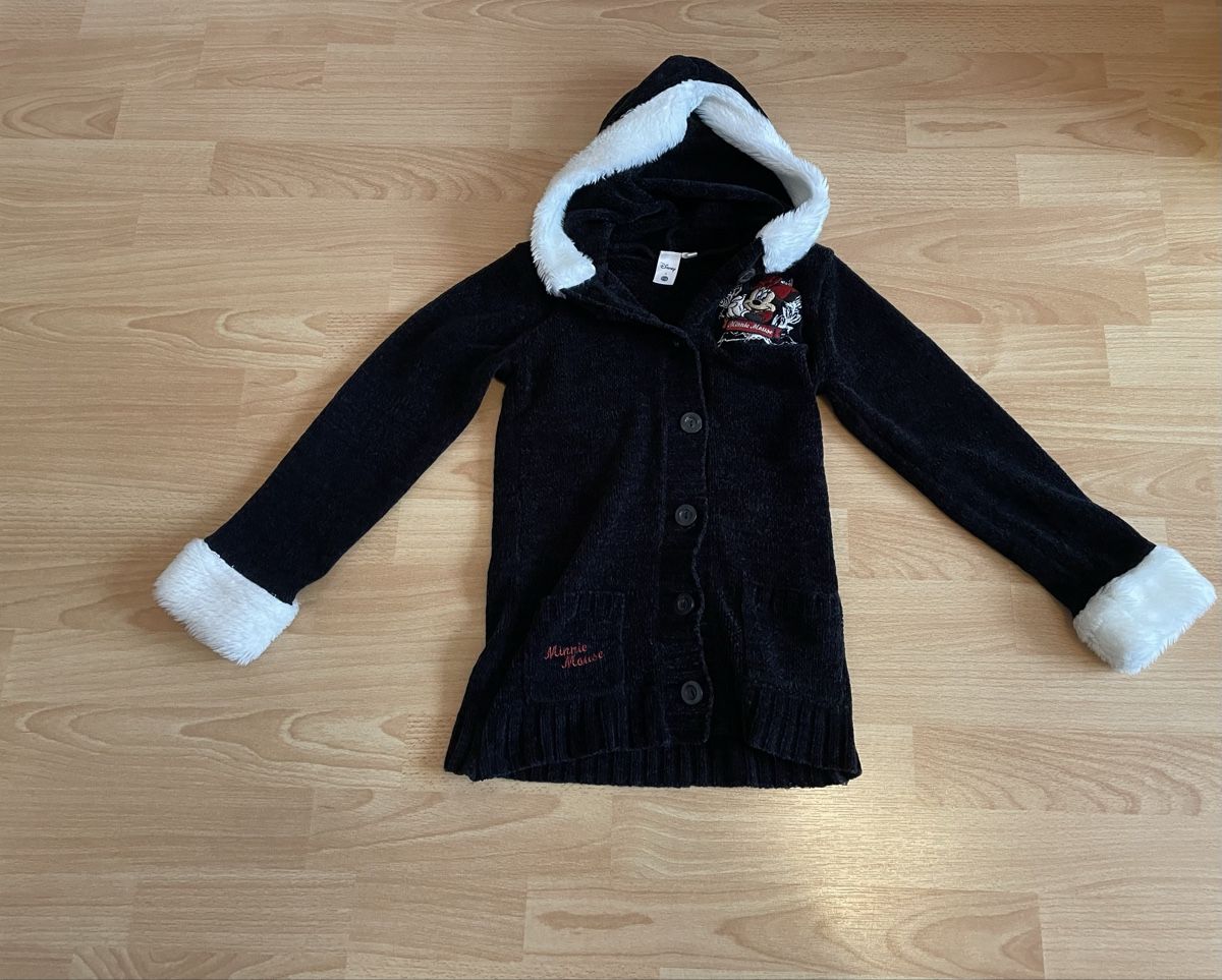 C&A Giacche & Cappotti: Strickjacke Gr. 122 – Usato da Chur venduto da Tsambiko 2