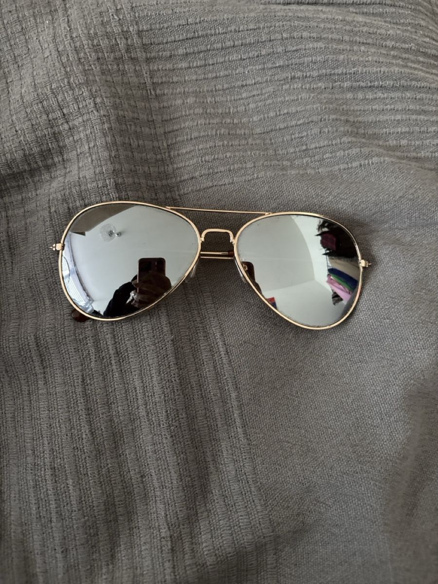 H&M Occhiali & Lenti: lunettes H&M – Usato da Montreux venduto da m.mlkstn
