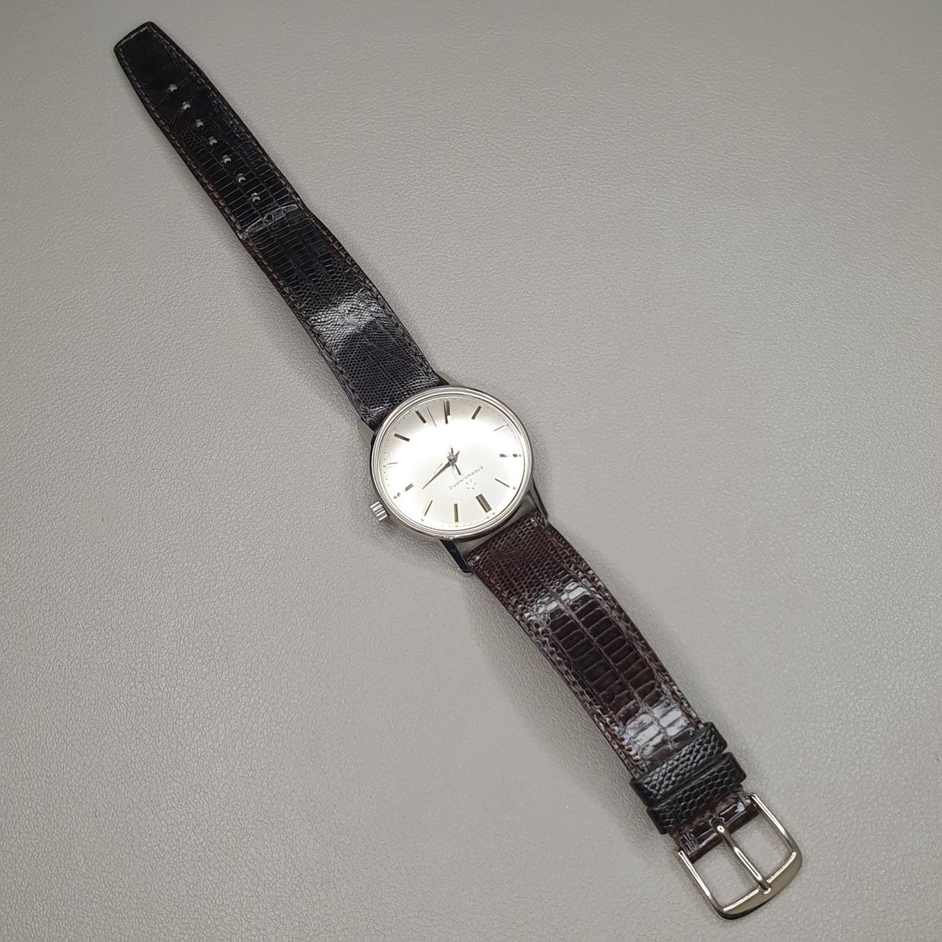 Eterna Uhren: Eterna Matic - 33mm – Gebraucht aus Neyruz FR von  5