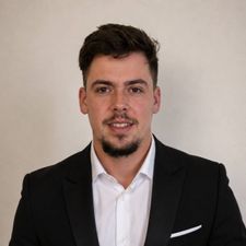 Profile image of sim_bvq6