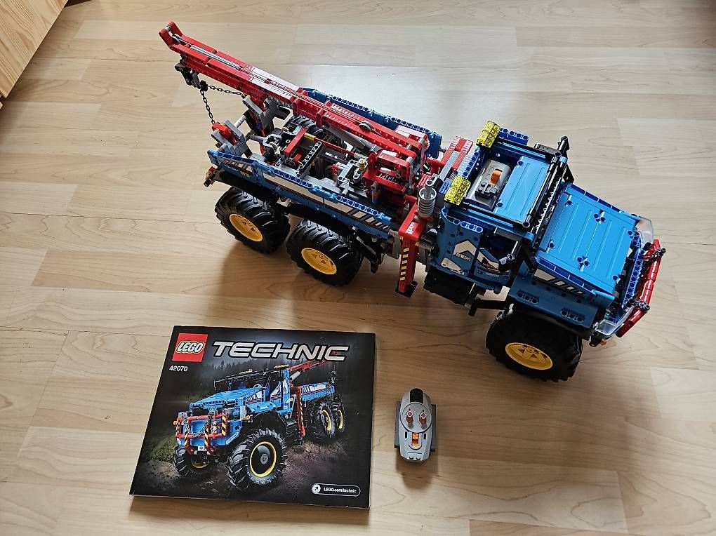 Kit di costruzioni: 2x Lego Technic inkl. 1x Plexiglasvitrine – Usato da Wildegg venduto da Dragon81 1