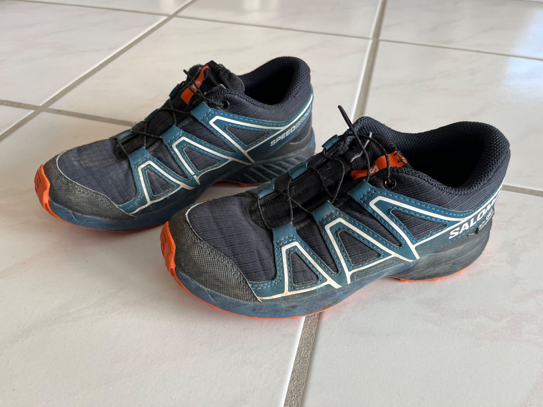 Salomon Schuhe für Jungen: Trekkingschuhe Salomon, Grösse 33 – Gebraucht aus Konolfingen von takkie 2