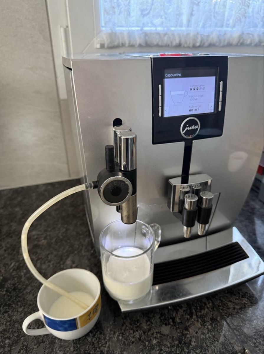 Jura Macchine per caffè & Macchine per espresso: Jura Impressa J9 – Usato da Buttikon SZ venduto da KaffeeGenussBronja 5
