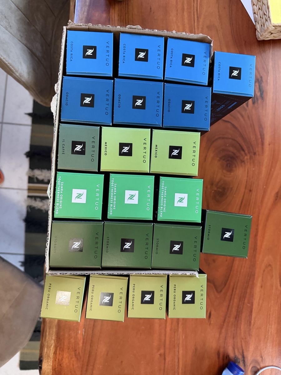 Nespresso Cibi & Specialità: Nespresso Vertuo Kapseln  – Nuovo e nell'imballaggio originale da Ettingen venduto da Tomce007