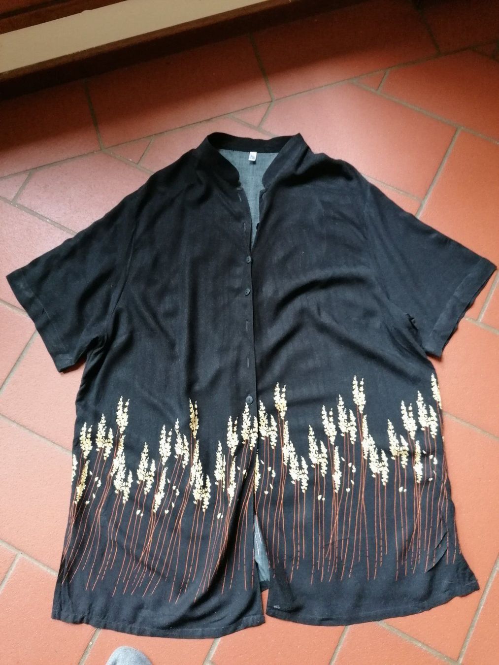 Camicette: Bluse schwarz 54/56 – Usato da Bedigliora venduto da Dolcezza0