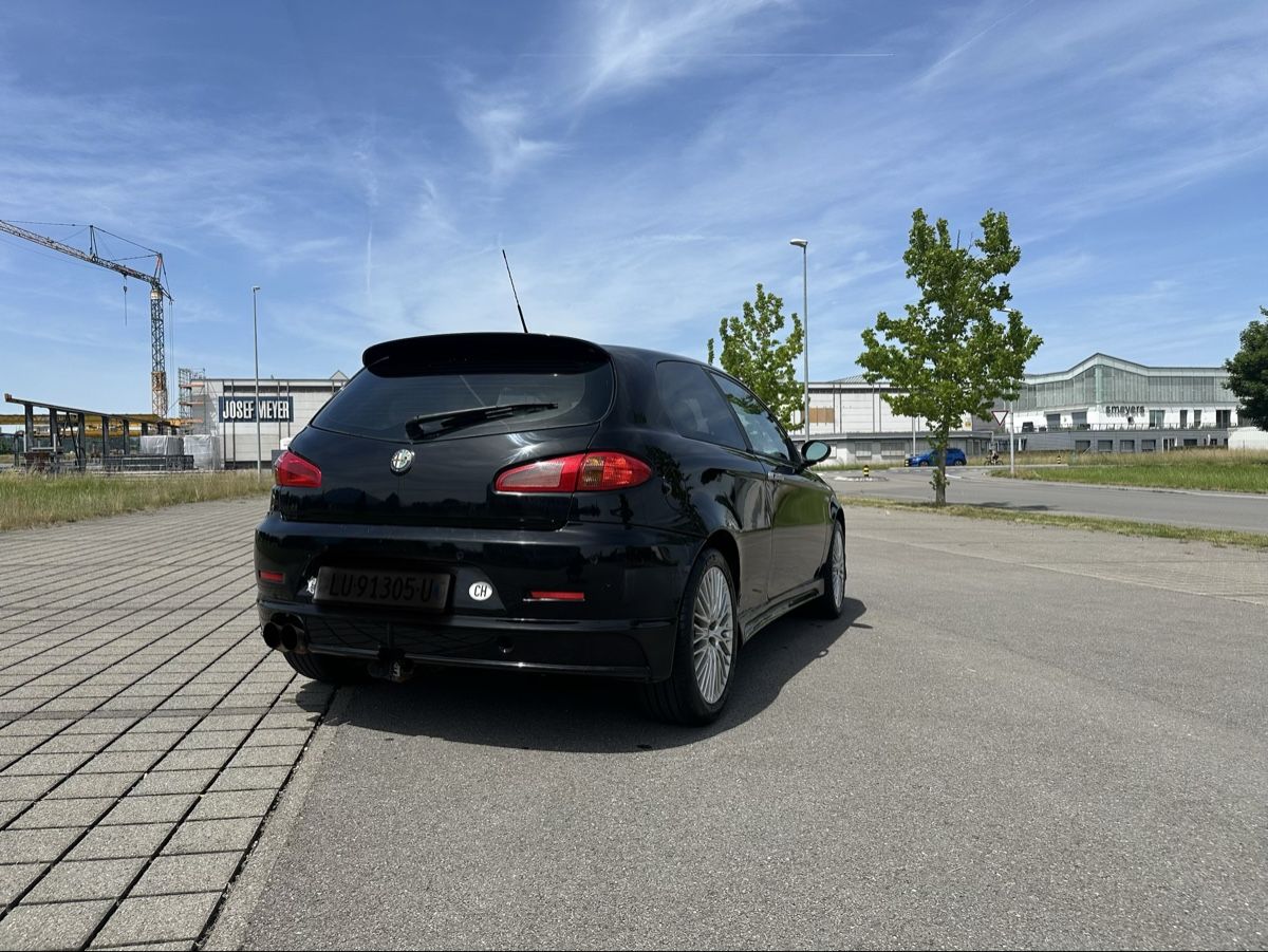 Automobili: Alfa Romeo 147 – Usato da Baar venduto da dan_pq75 1