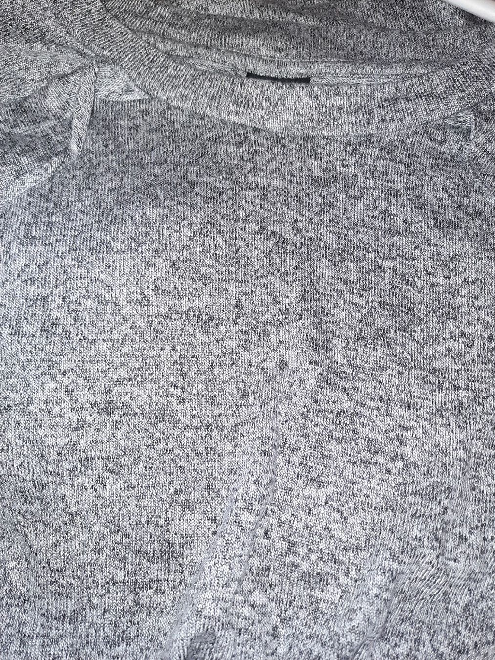 Pullover & Sweatshirts: Graumellierter Pulli, neu und ungetragen – Neu (gemäss Beschreibung) aus Ettingen von Guggerin 1
