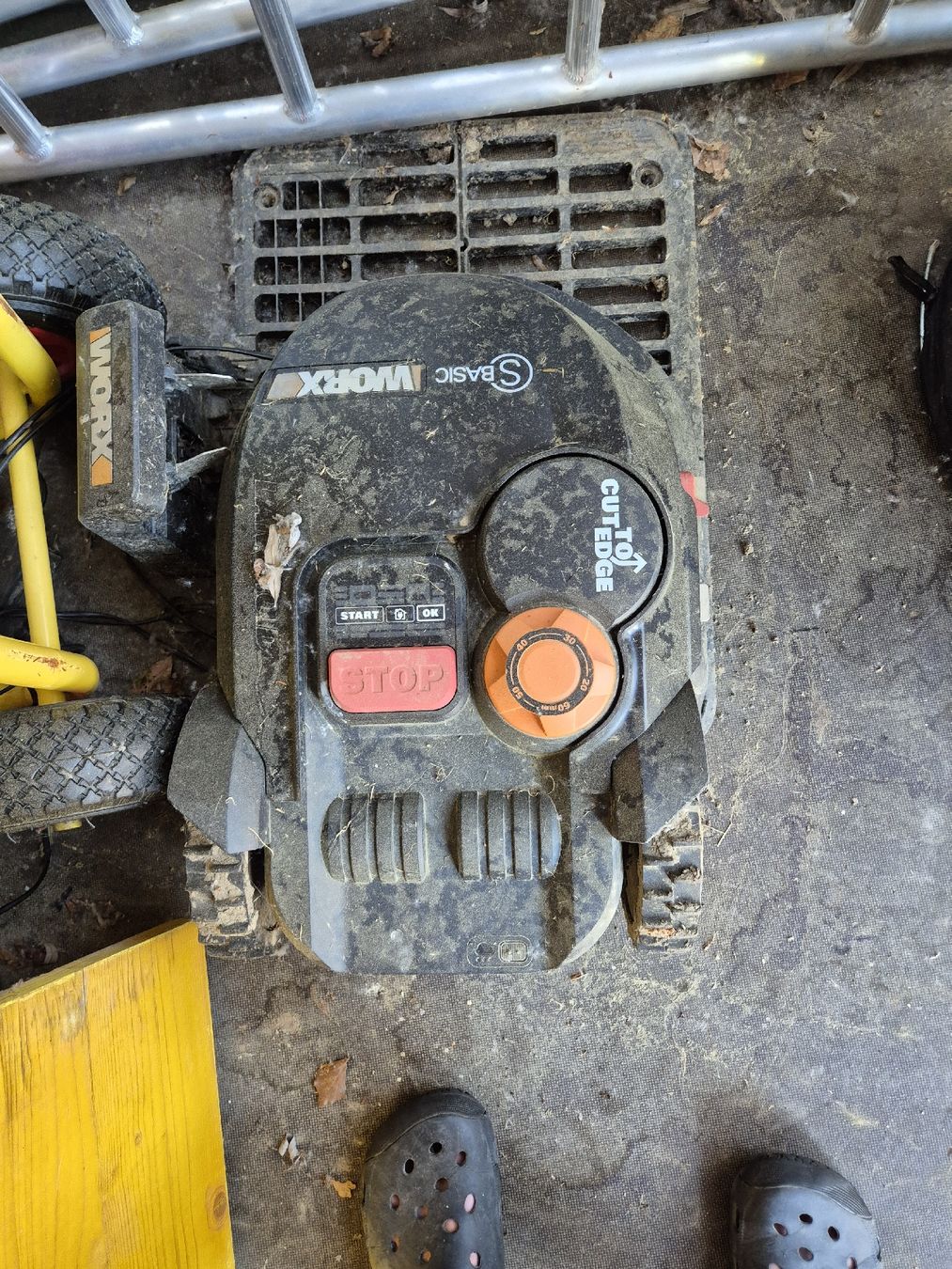 Worx Rasenmäher: Rasenroboter – Gebraucht aus St.Antoni von belex