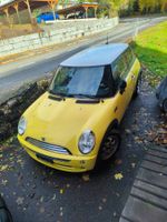 Mini Cooper.in Gelb.mit MFK.