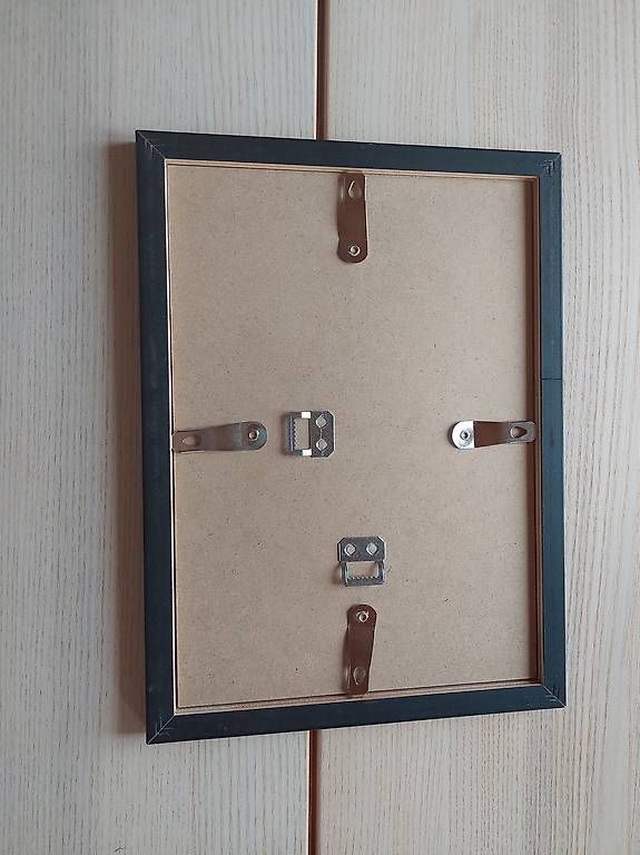 Cornici: Bilderrahmen 33x24cm schwarz mit Plexiglas – Usato da Sarnen venduto da Abs_2025 1