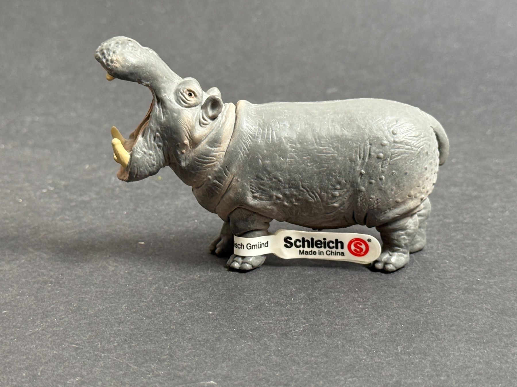 Schleich Statuette: Schleich Nilpferd Flusspferd Kalb – Nuovo (secondo la descrizione) da Ennetbaden venduto da mapa05 4