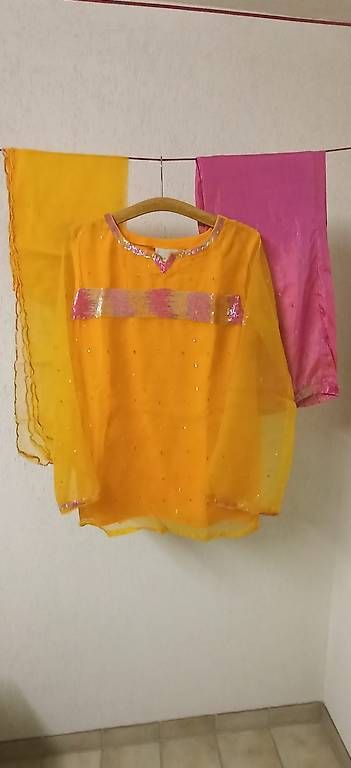 Vestiti: Indische Kleidung Punjabi – Nuovo (secondo la descrizione) da Waltenschwil venduto da Cassie11