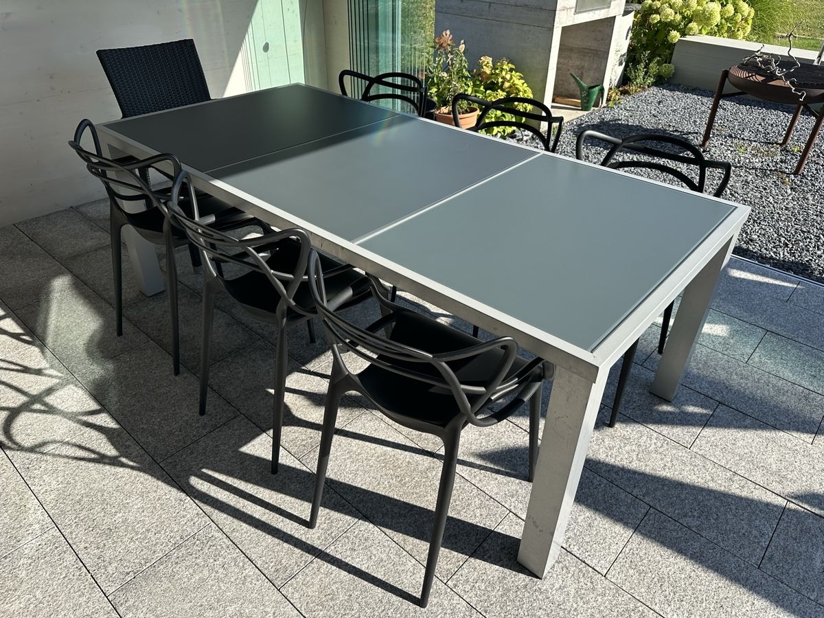 Tavoli: Exklusiver Gartentisch mit Designerstühlen – Usato da Horn venduto da Widel007 2
