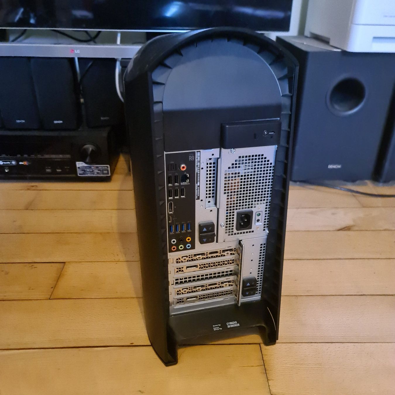 Alienware PCs: Alienware Aurora 9, i9 3.60Ghz – Gebraucht aus zürich von  2