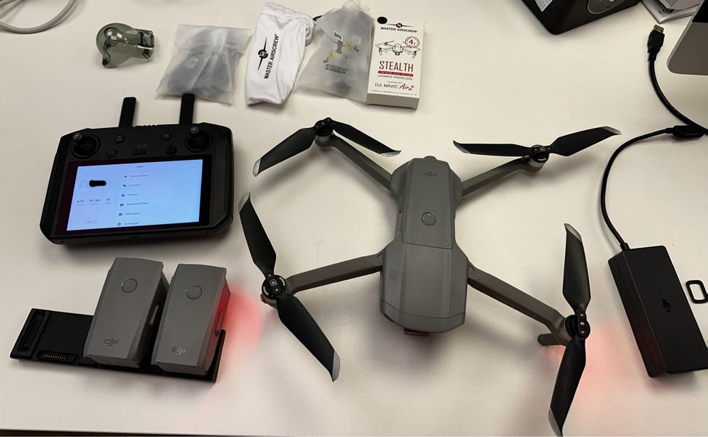 DJI Mavic Air 2 fly more combo & RC Smart Controller (Gebraucht) in ...