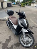 Scooter Piaggio Beverly 300 ie noir bon état