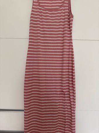 Rippkleid gestreift mit Schlitz Grösse S neu