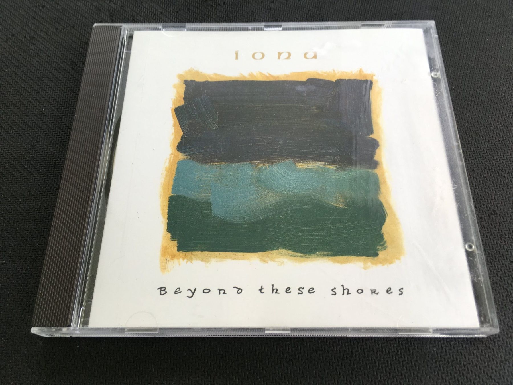 CD: Iona - Beyond these Shores -CD- – Usato da St.Gallen venduto da MedienJoe