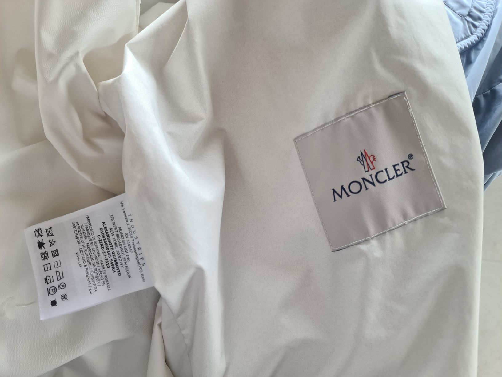 Moncler Giacche: MONCLER Jacke / Regenjacke Gr. 2 / DE 38 – Nuovo (secondo la descrizione) da Adliswil venduto da sauerbraten87 5