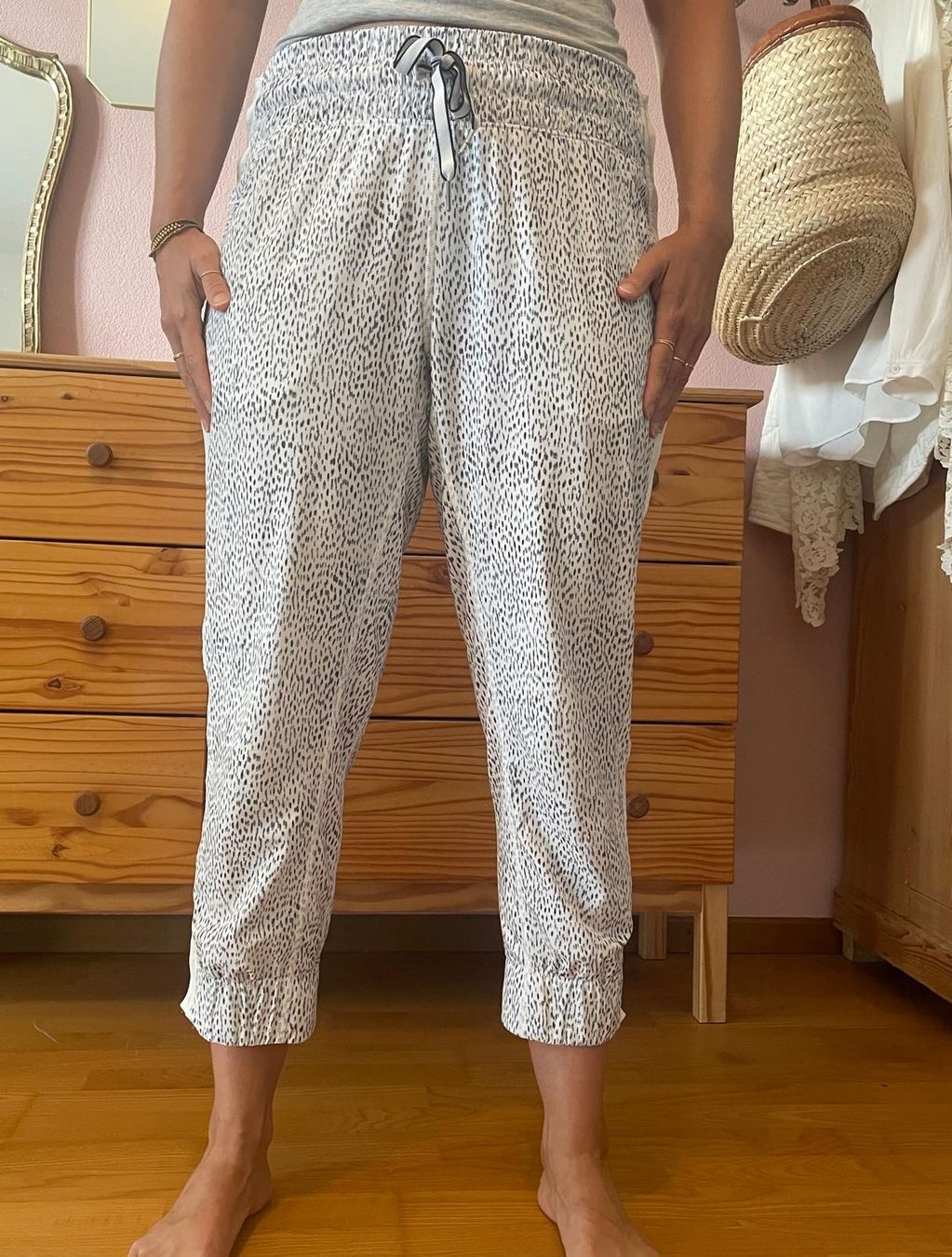 Lululemon Pantaloni: Lululemon Sommer Freizeithose – Usato da Arni AG venduto da Jaggy36