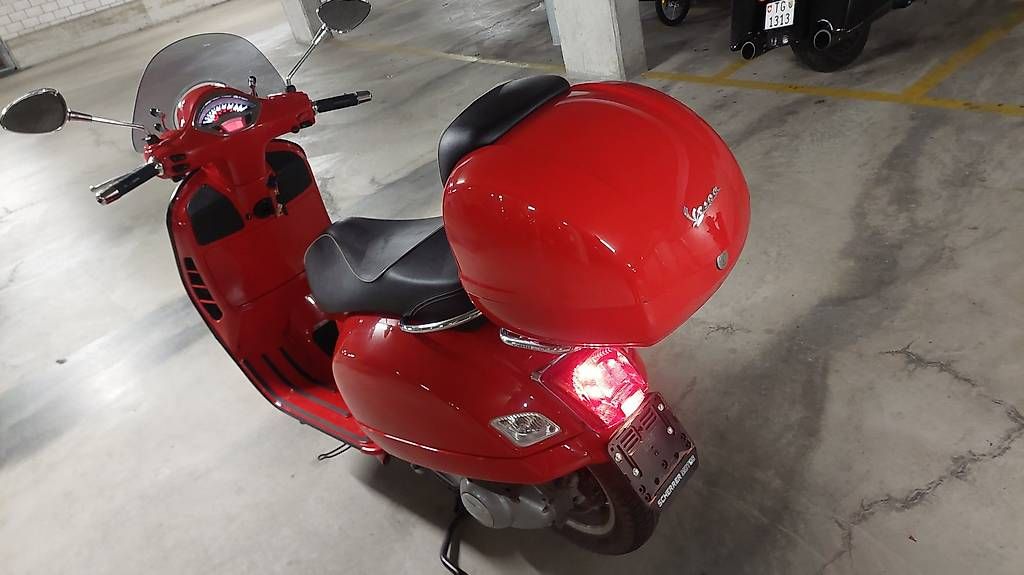 Scooter: Vespa GTS 300 – Usato da Tägerwilen venduto da cognac1 1