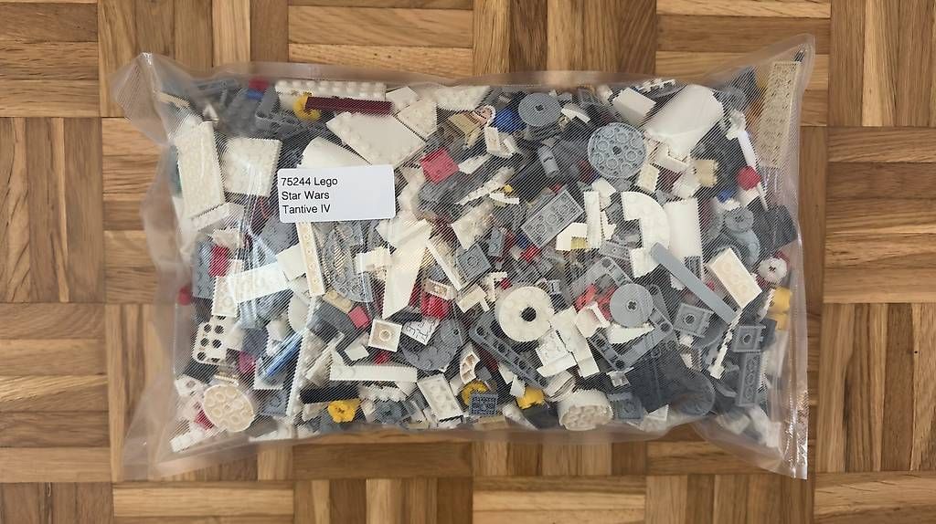 Lego Kit di costruzioni: 75244 - Lego Star Wars Tantive IV / letztes Stück – Usato da Stäfa venduto da Valandil 1