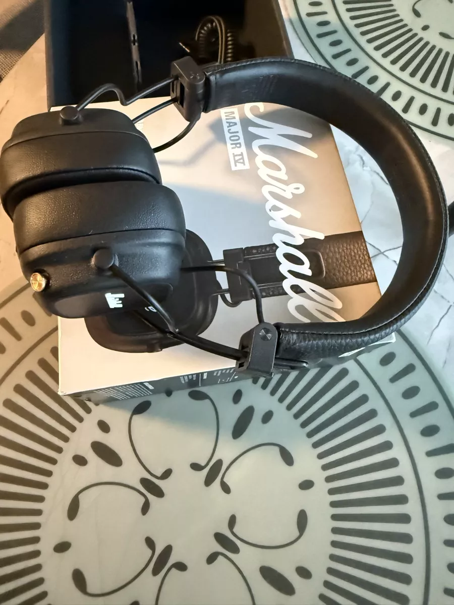 Marshall Cuffie: Marshall IV bluetooth  – Usato da Luzern venduto da TheDoctor05