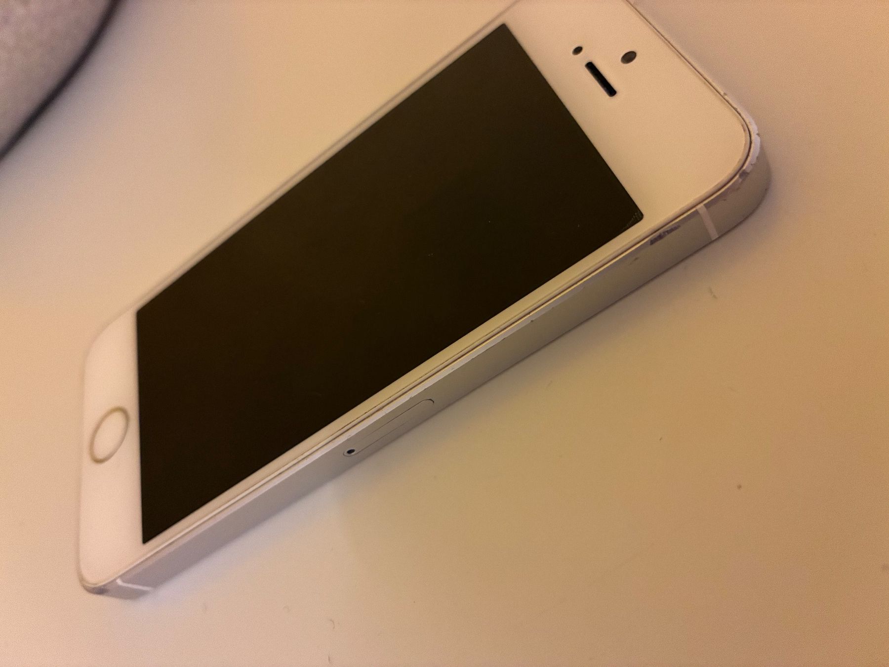 Apple Handys / Smartphones: Iphone SE – Gebraucht aus Glarus von thornton 5