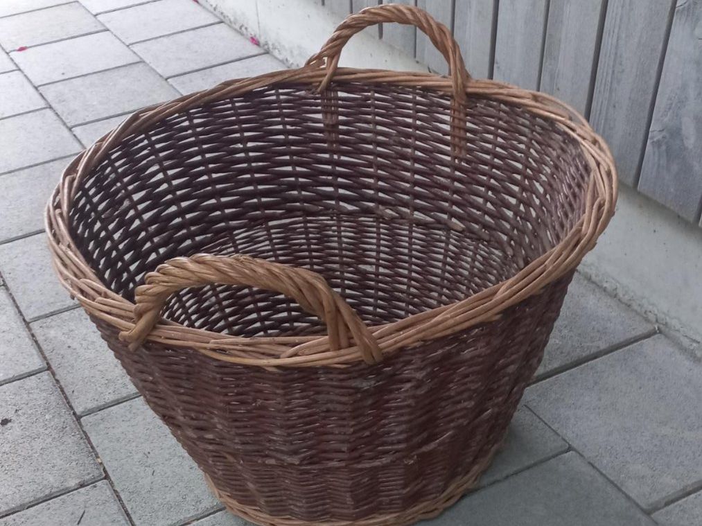 Altro per la casa: Weidenkorb mit Durchmesser 52cm und einer Höhe von 33cm – Usato da Nottwil venduto da world_foto 1