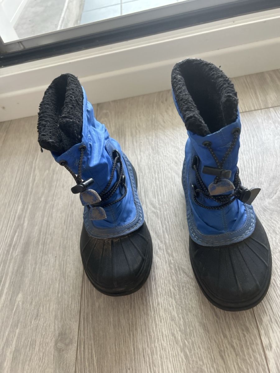 Scarpe per ragazzi: Winter boots Helly Hansen blue size 30 used – Usato da Zürich venduto da ThePicker 3